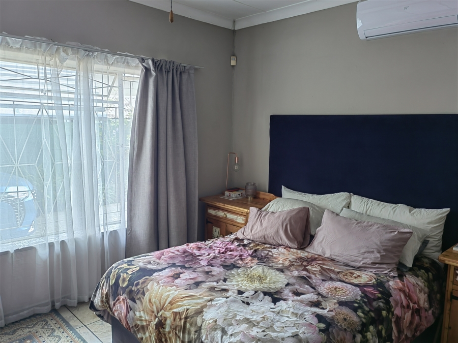 5 Bedroom Property for Sale in Parys Free State